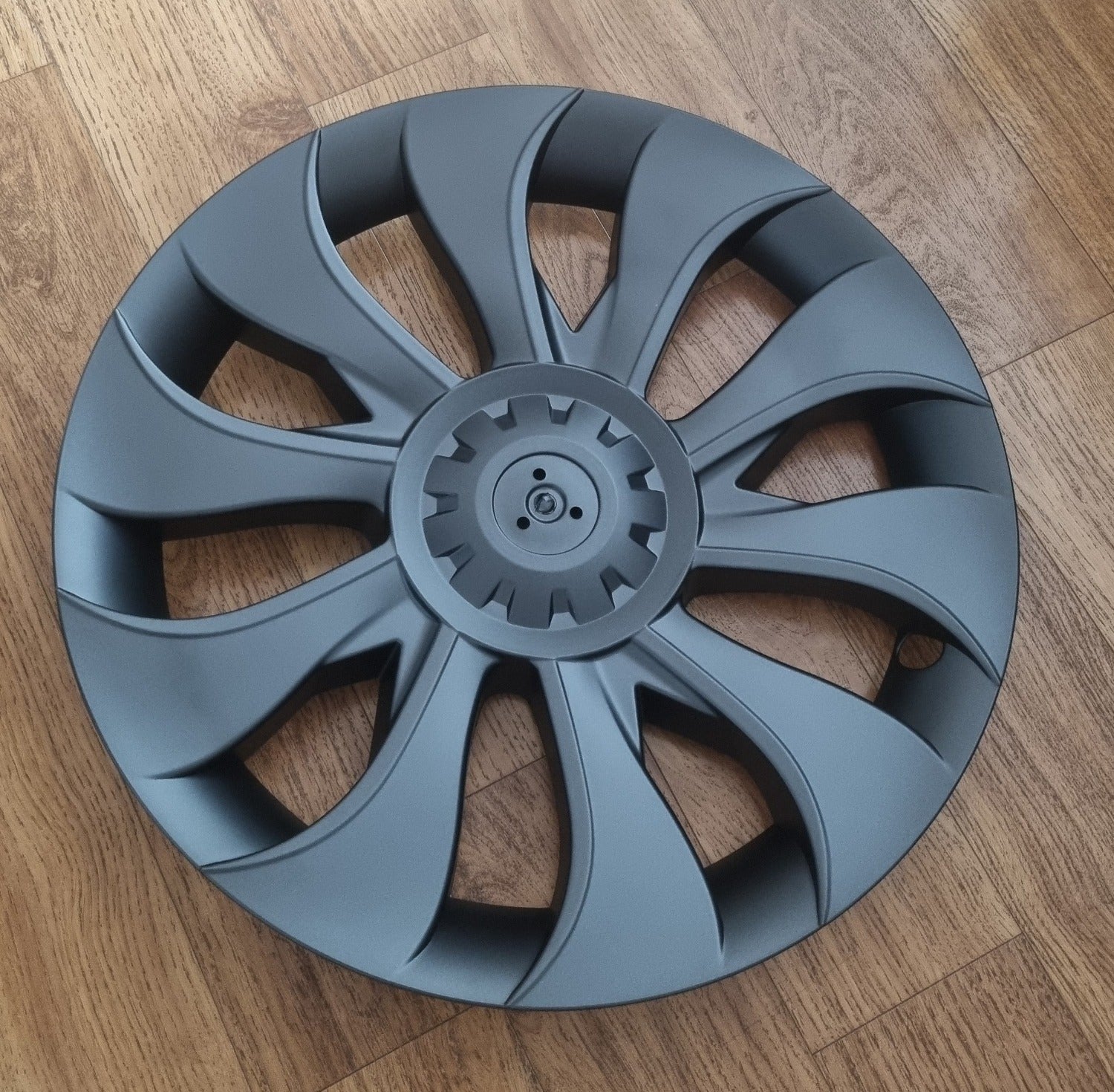 18'' Whirlwind Type A Hubcap For Tesla Model 3